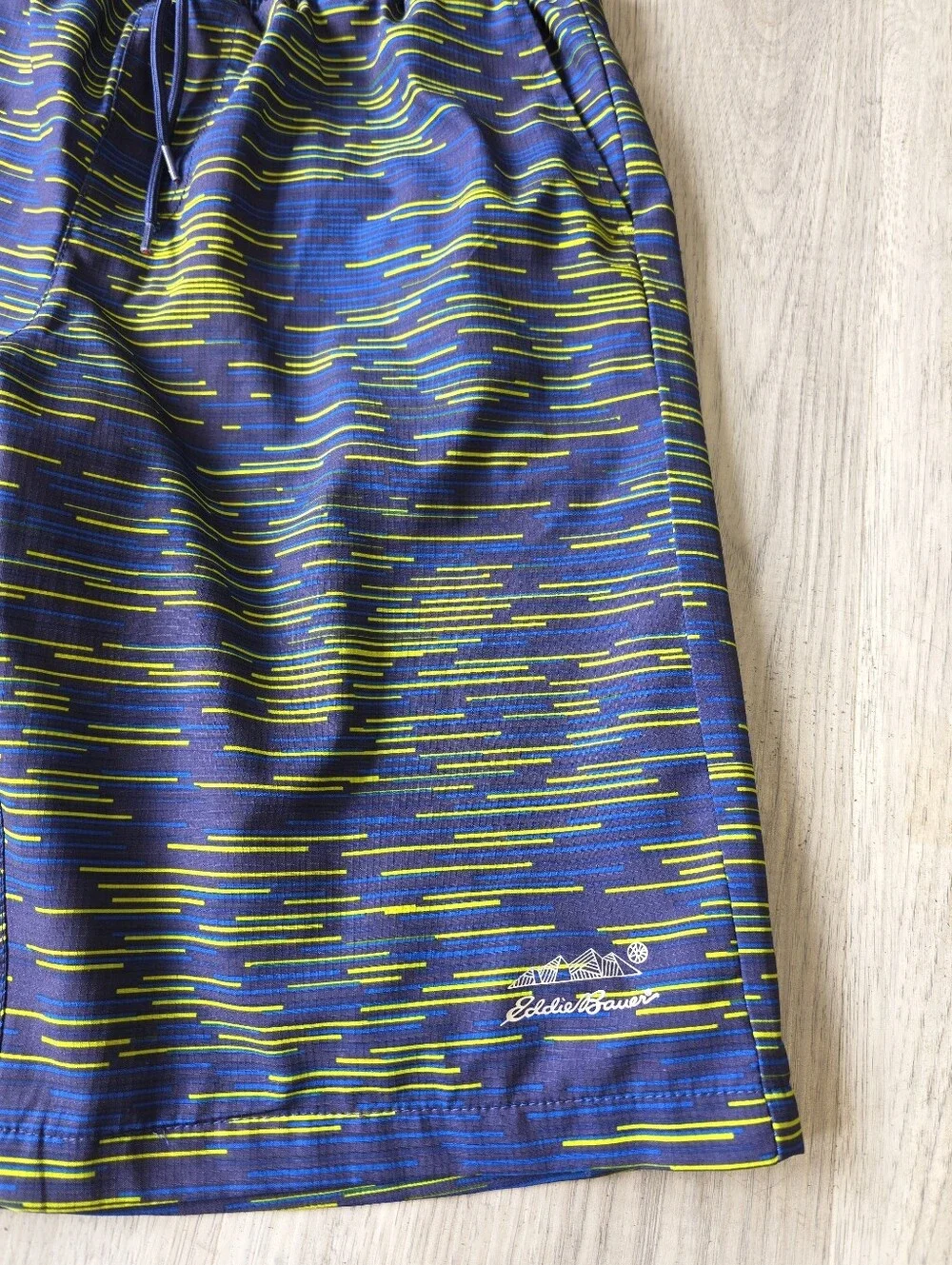 Eddie Bauer Boys Swim Trunks XL 18/20 Blue Green Mesh Lined Board Shorts